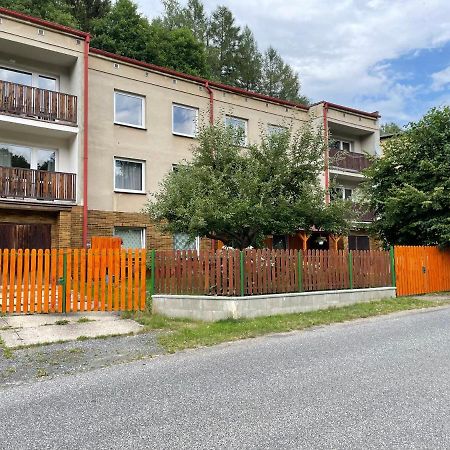 Apartmány Pod Přehradou Chribská Exterior foto